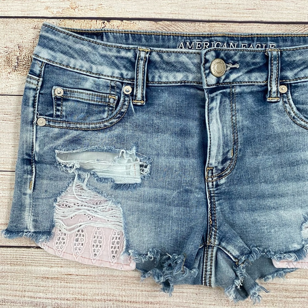 ⭐️ SOLD ⭐️ AE Super Stretch Shortie Shorts 10 - Picture 2 of 8